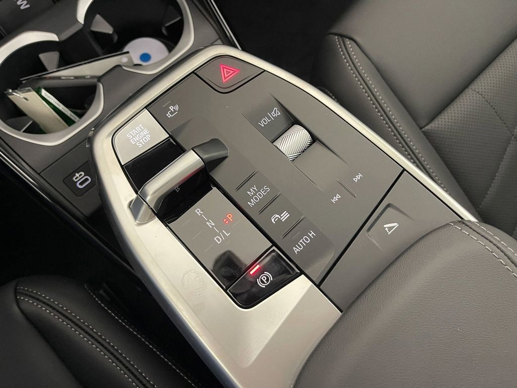 Thumbnail: 2025 BMW X1 - 15