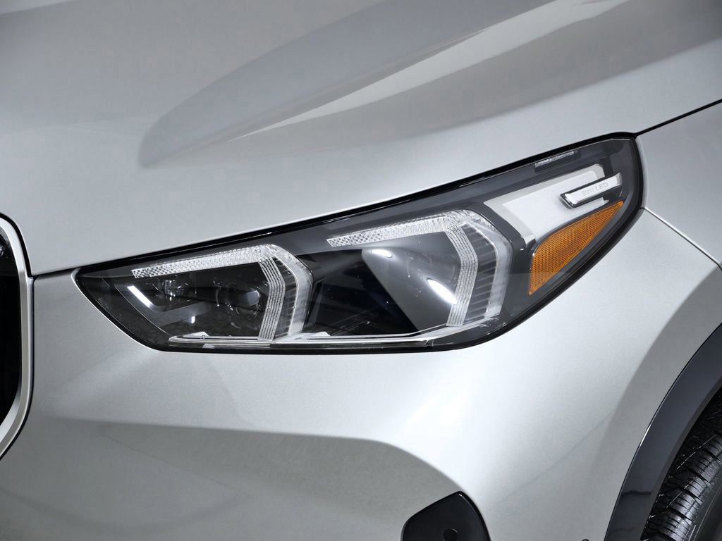 Thumbnail: 2026 BMW X1 - 15