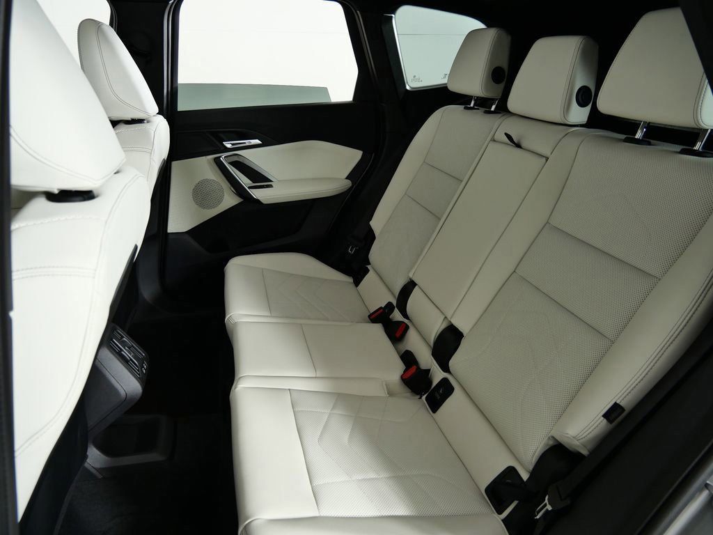 Thumbnail: 2026 BMW X1 - 33