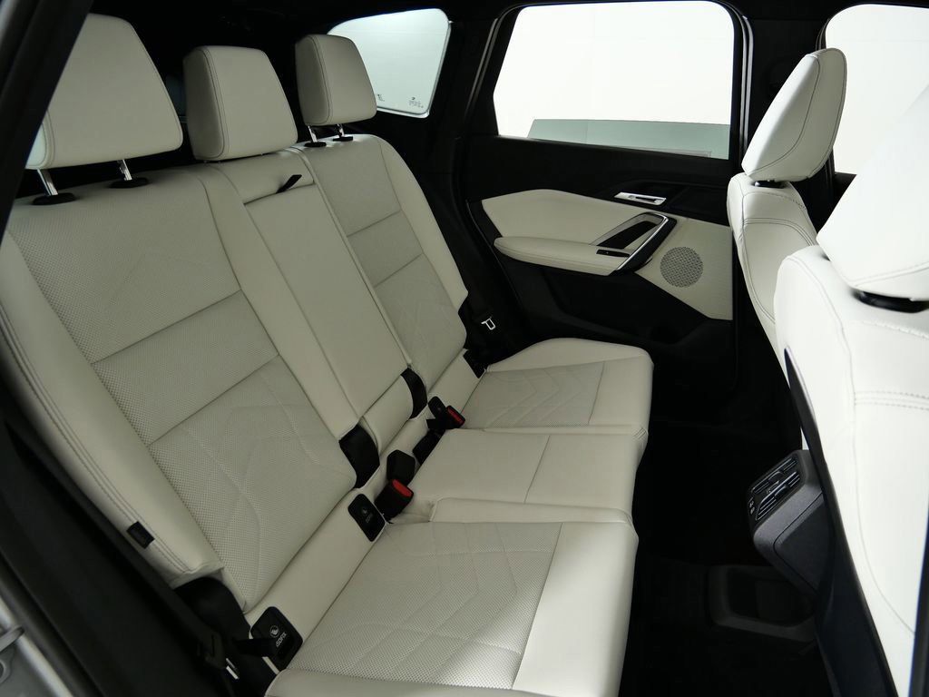 Thumbnail: 2026 BMW X1 - 29