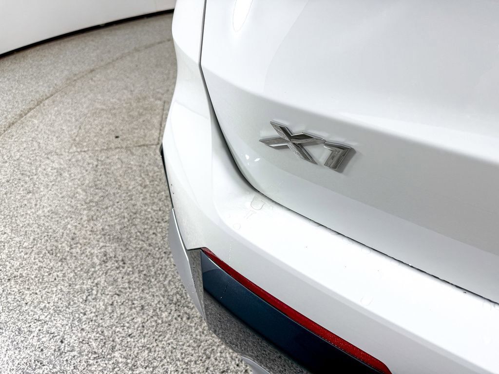 Thumbnail: 2025 BMW X1 - 24