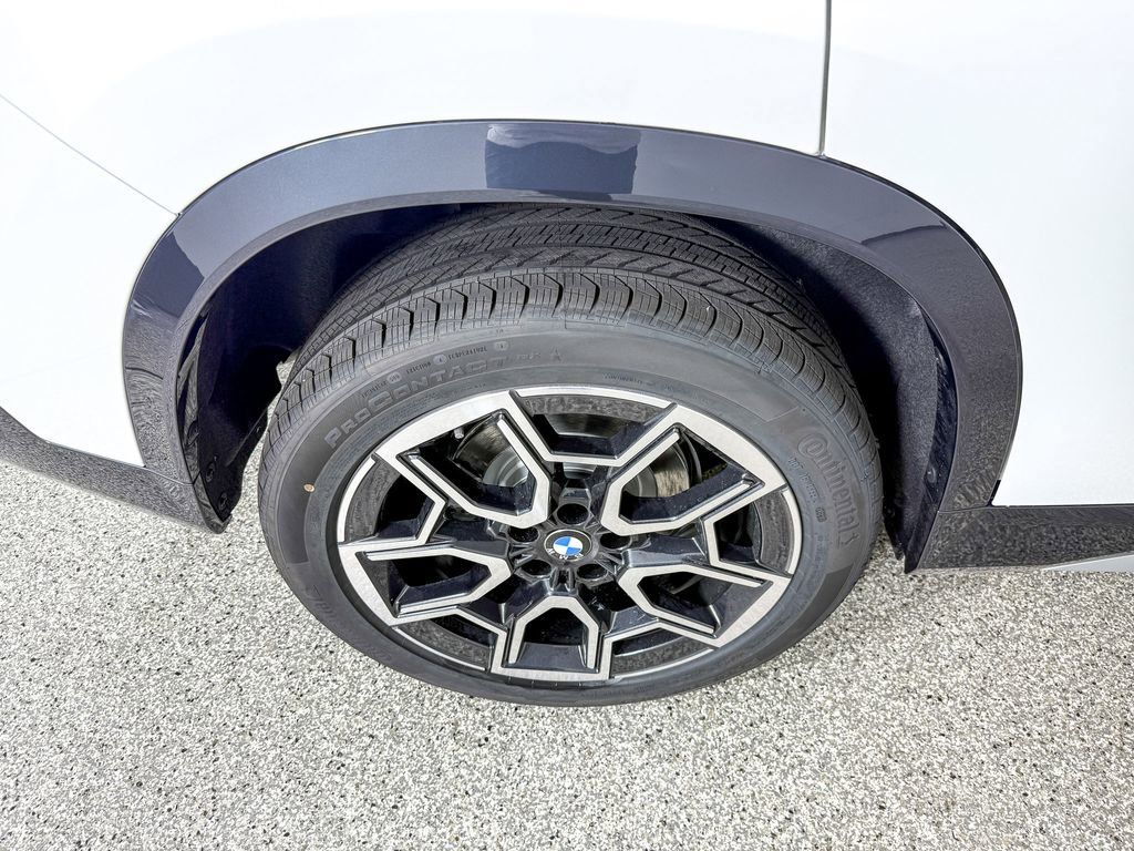 Thumbnail: 2025 BMW X1 - 27