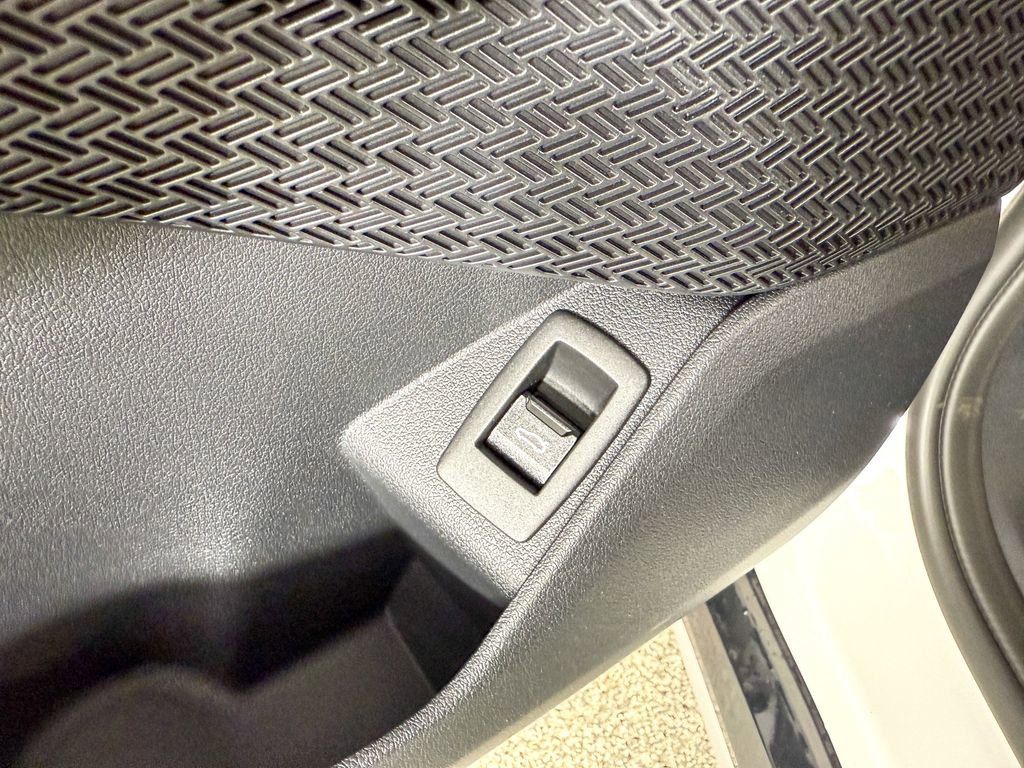 Thumbnail: 2025 BMW X1 - 16