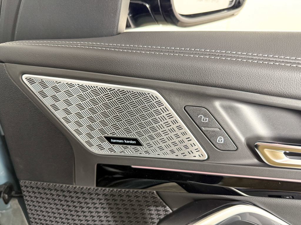 Thumbnail: 2025 BMW X1 - 28