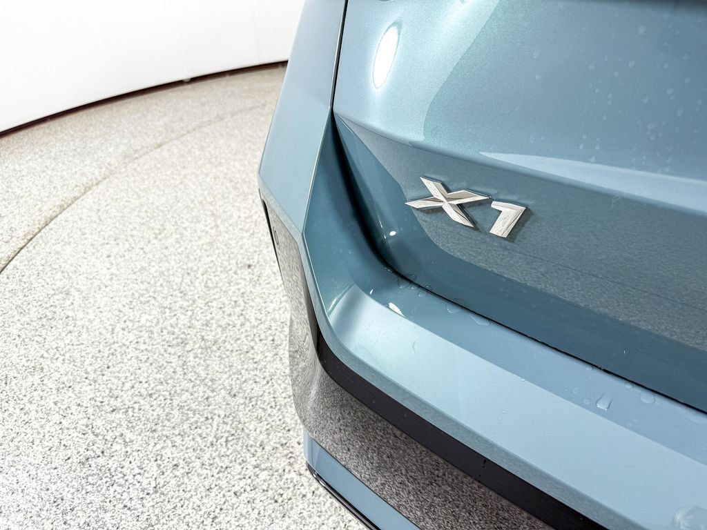 Thumbnail: 2025 BMW X1 - 22