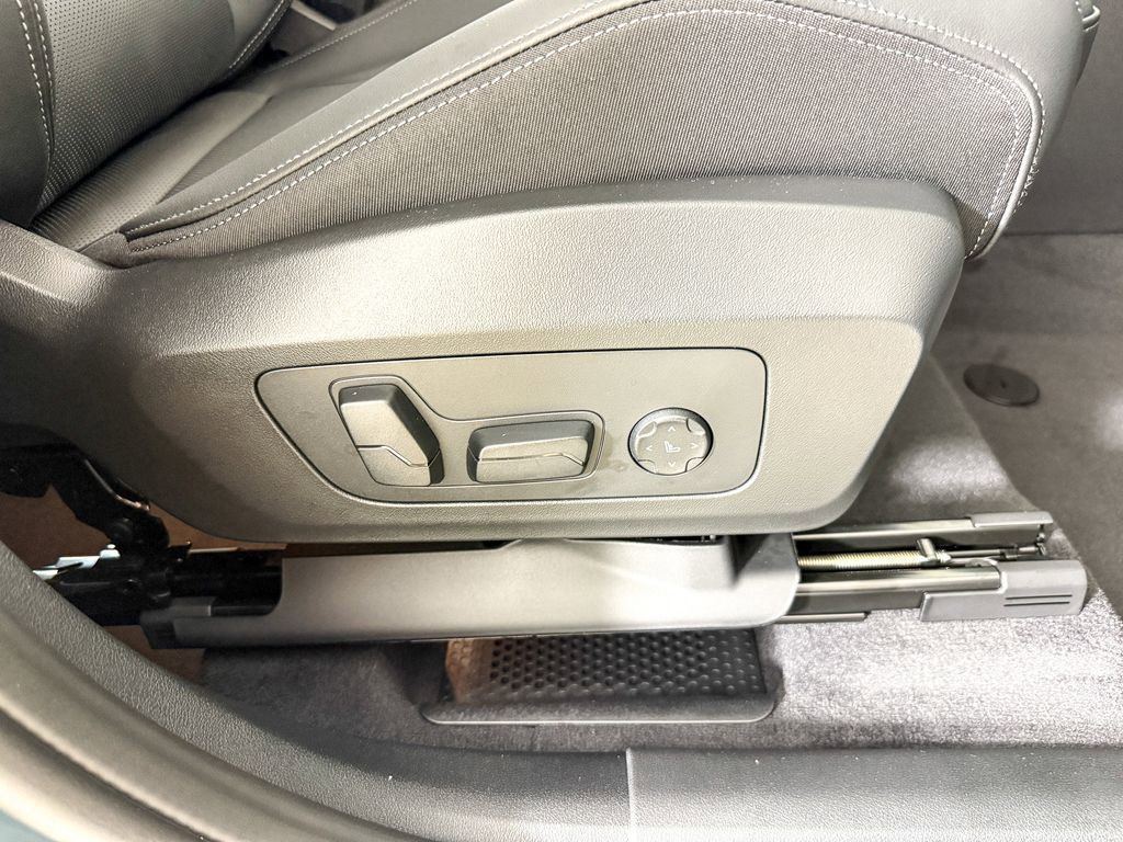 Thumbnail: 2025 BMW X1 - 27