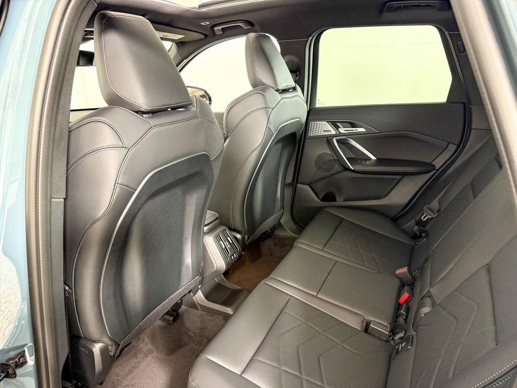 Thumbnail: 2025 BMW X1 - 30