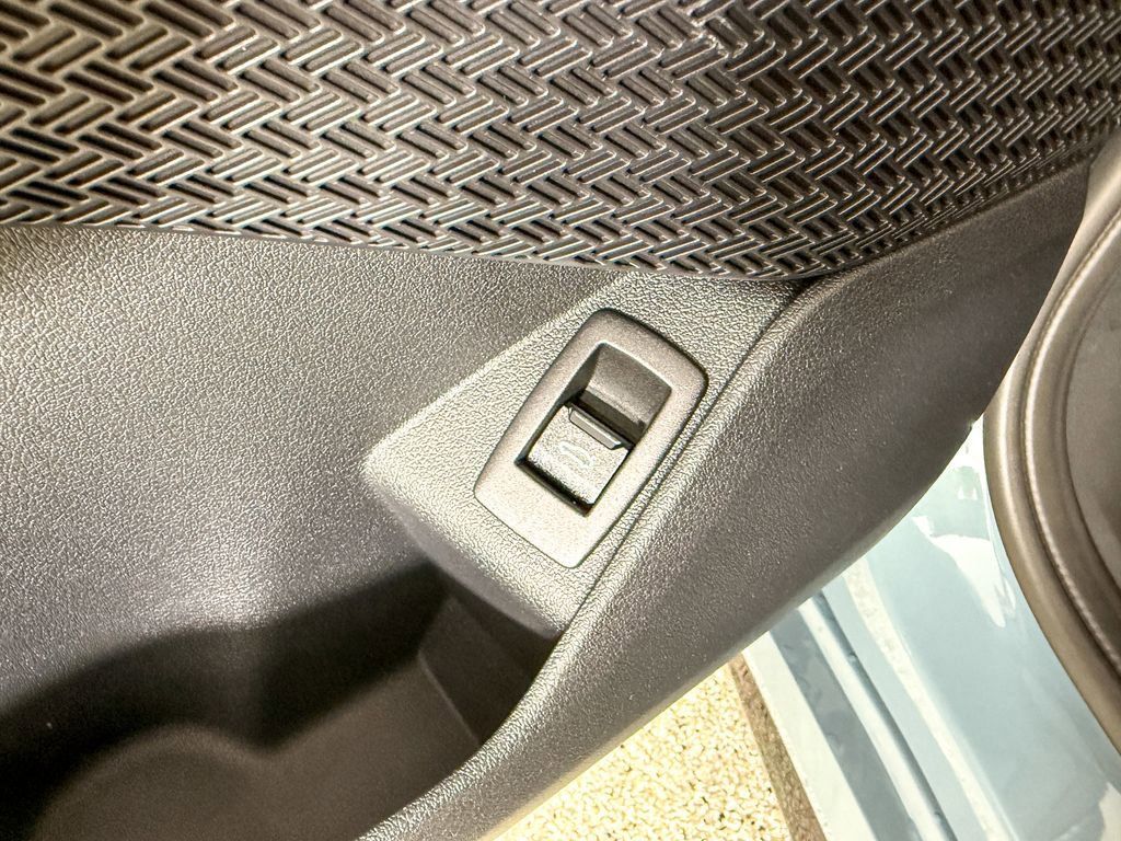 Thumbnail: 2025 BMW X1 - 35