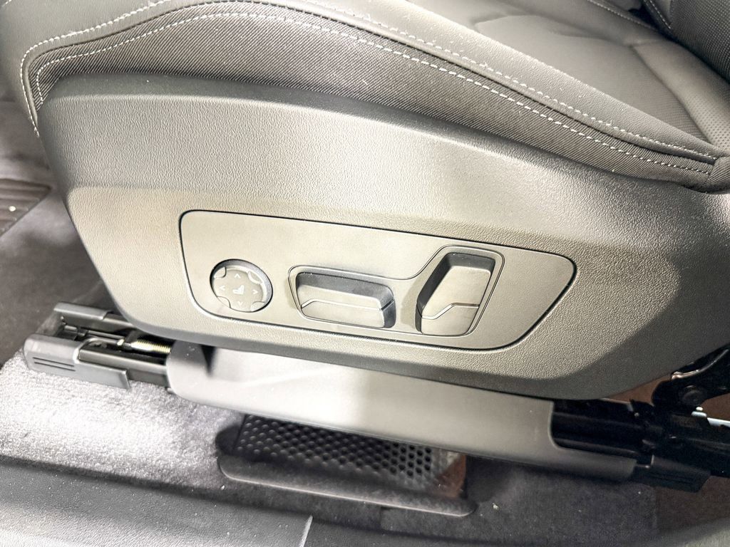 Thumbnail: 2025 BMW X1 - 34