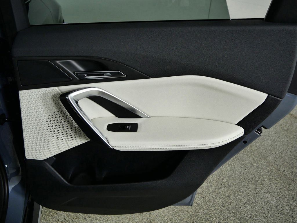 Thumbnail: 2026 BMW X1 - 30