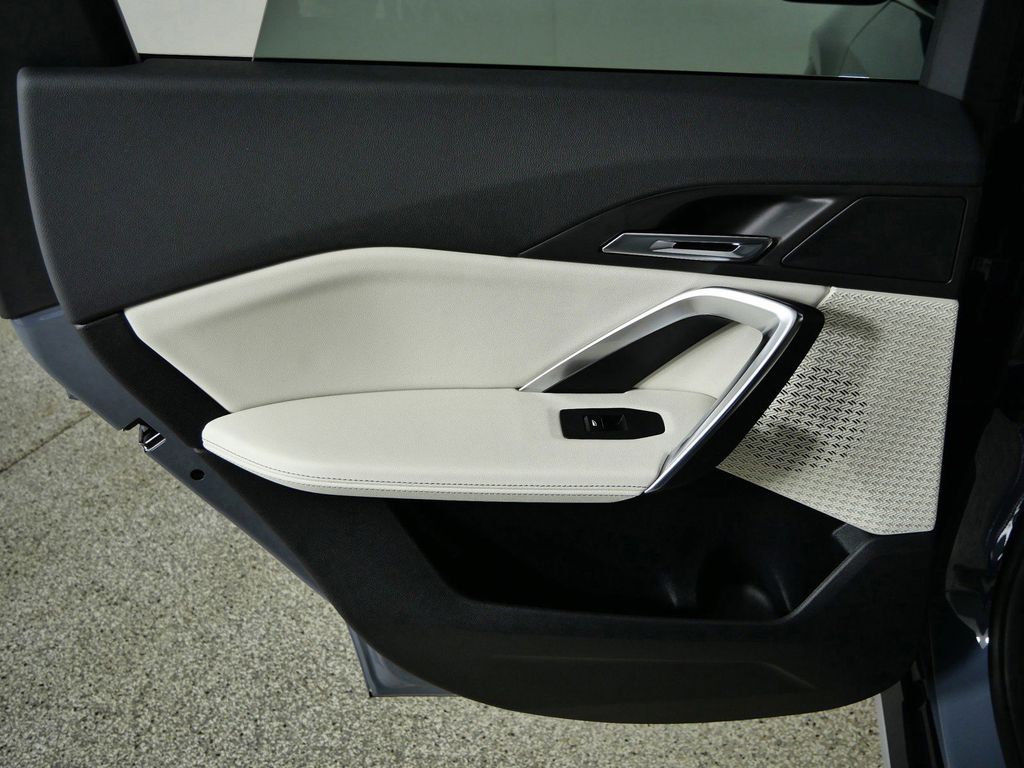 Thumbnail: 2026 BMW X1 - 33
