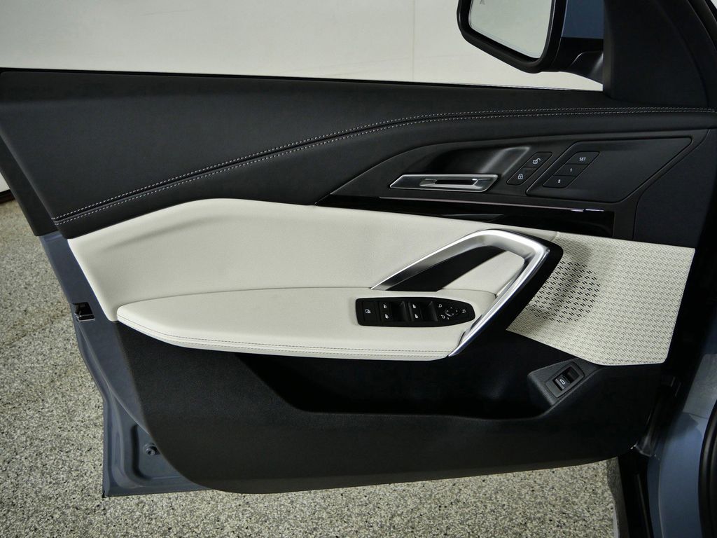 Thumbnail: 2026 BMW X1 - 36