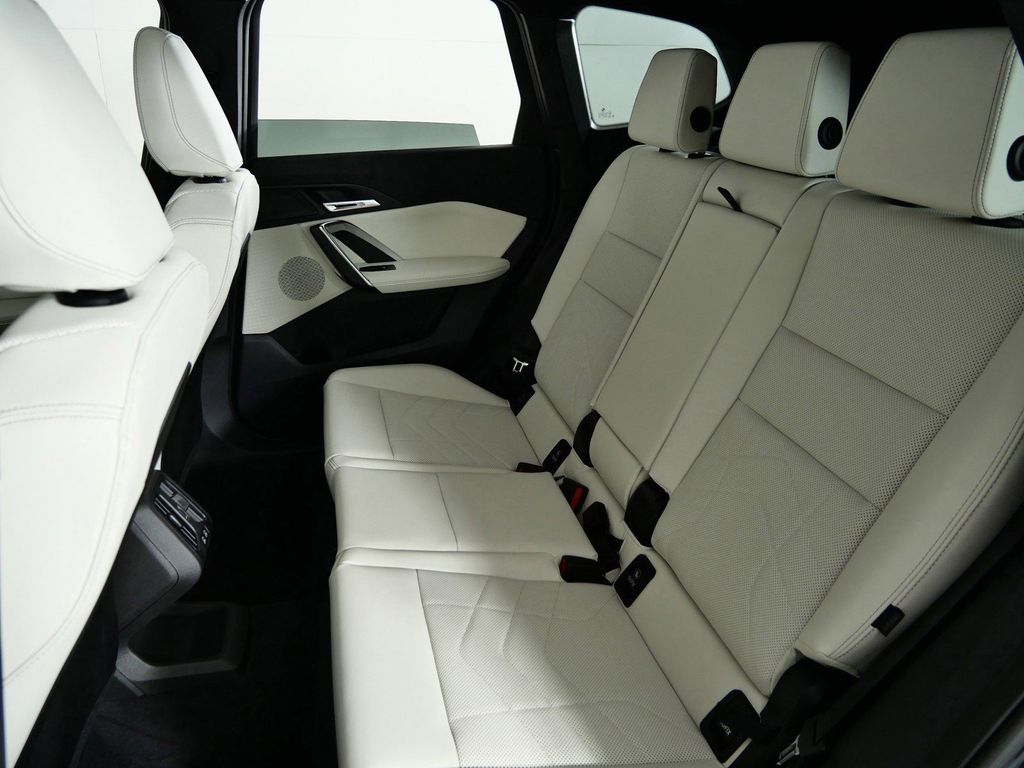 Thumbnail: 2026 BMW X1 - 35