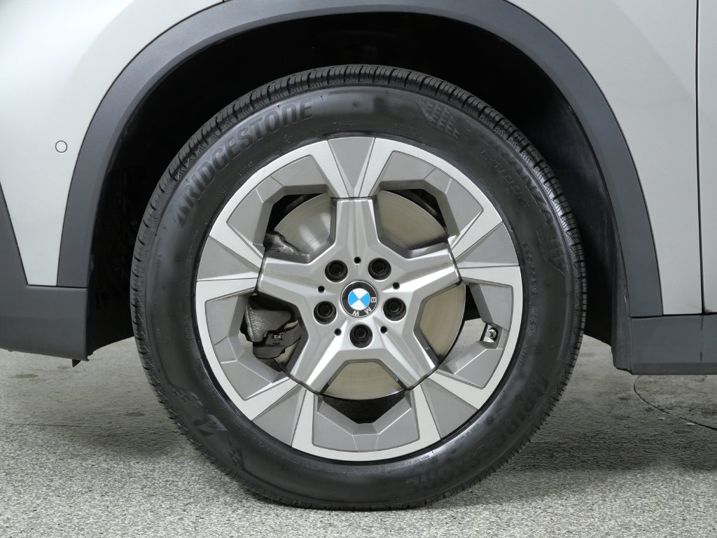 Thumbnail: 2023 BMW X1 - 7