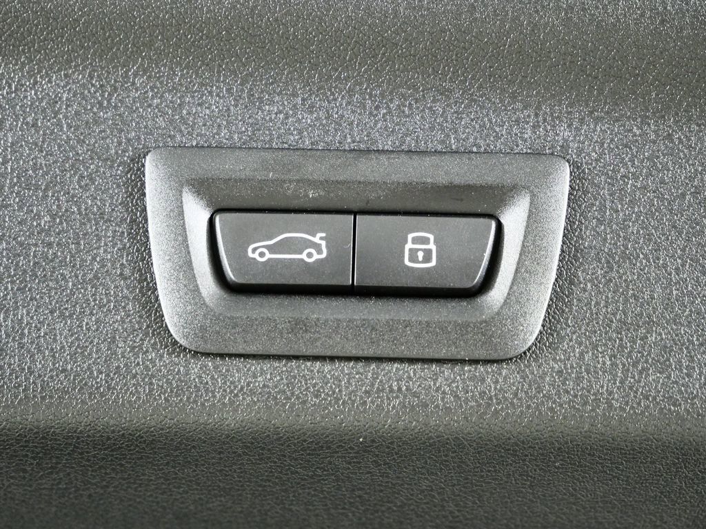 Thumbnail: 2026 BMW X1 - 32