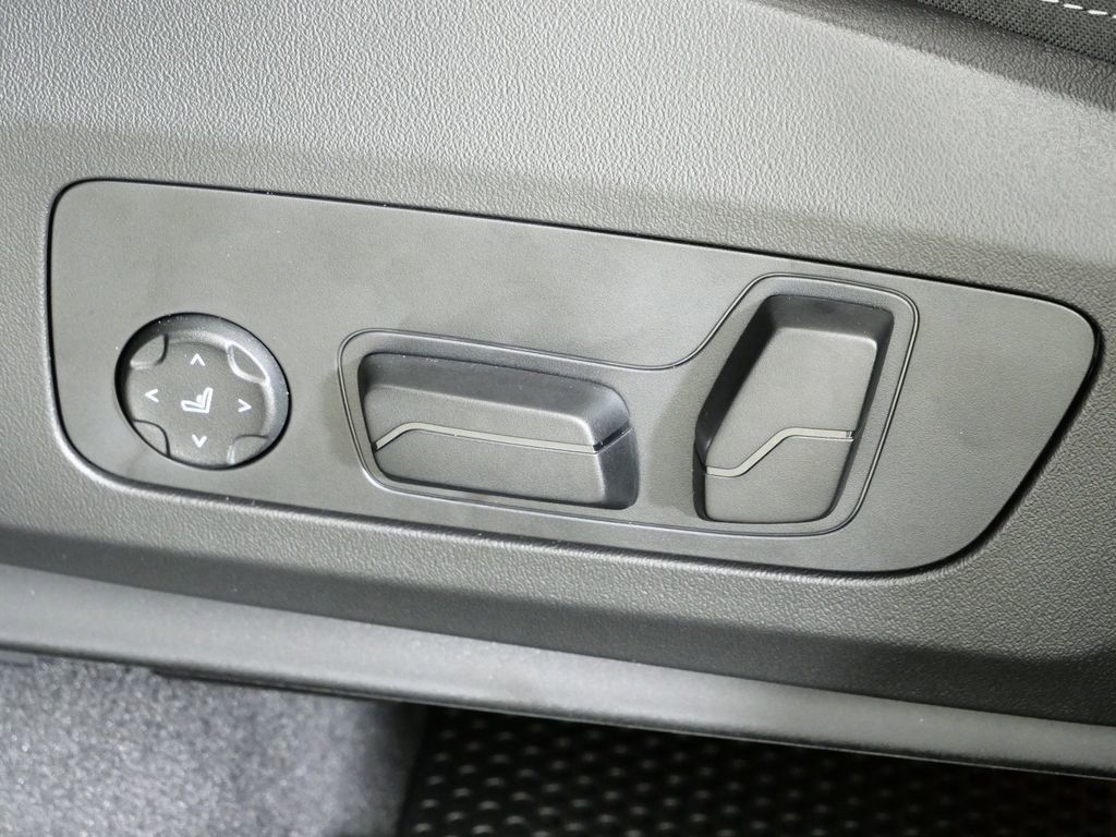 Thumbnail: 2026 BMW X1 - 42