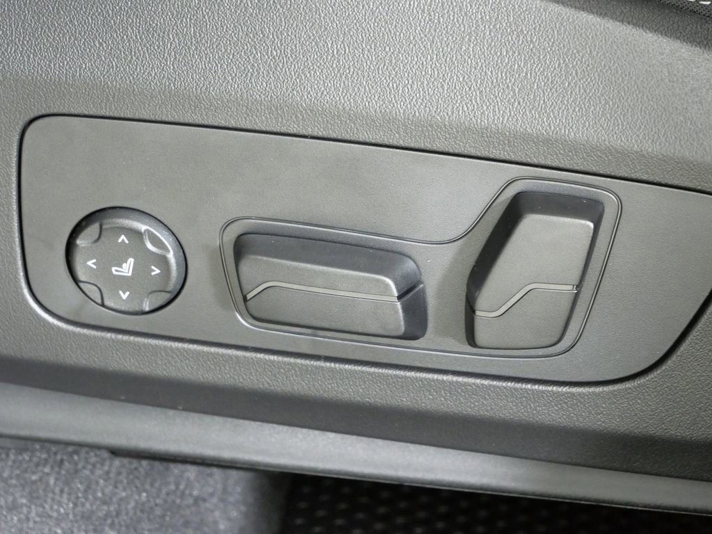 Thumbnail: 2026 BMW X1 - 39