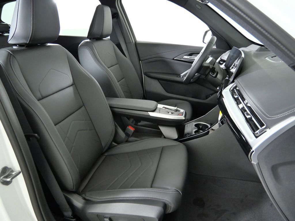 Thumbnail: 2026 BMW X1 - 9