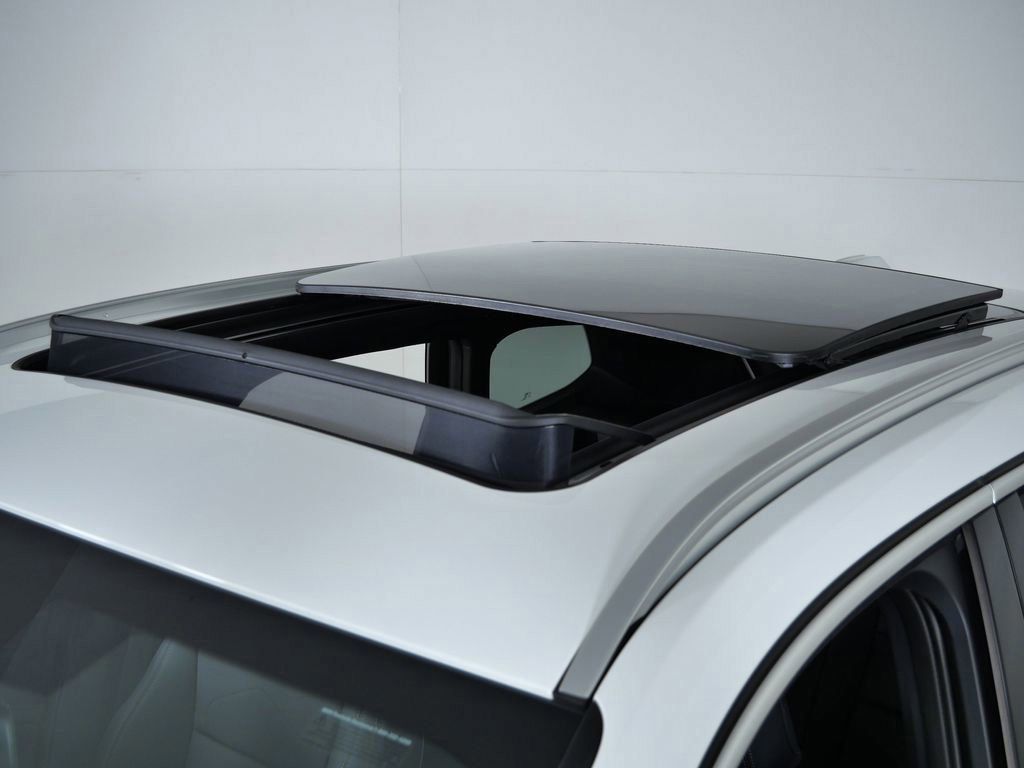 Thumbnail: 2026 BMW X1 - 24