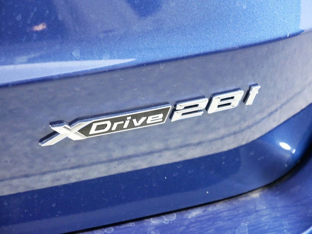 Thumbnail: 2025 BMW X1 - 21