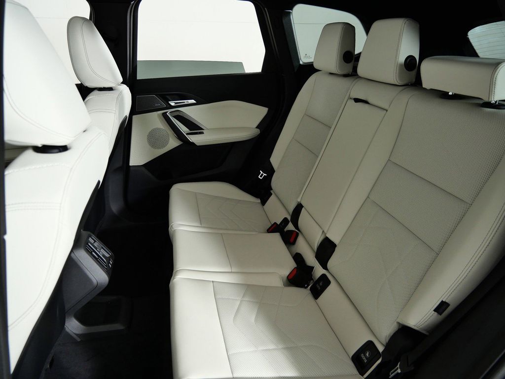 Thumbnail: 2026 BMW X1 - 35