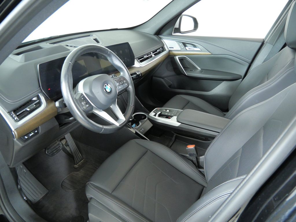 Thumbnail: 2023 BMW X1 - 37