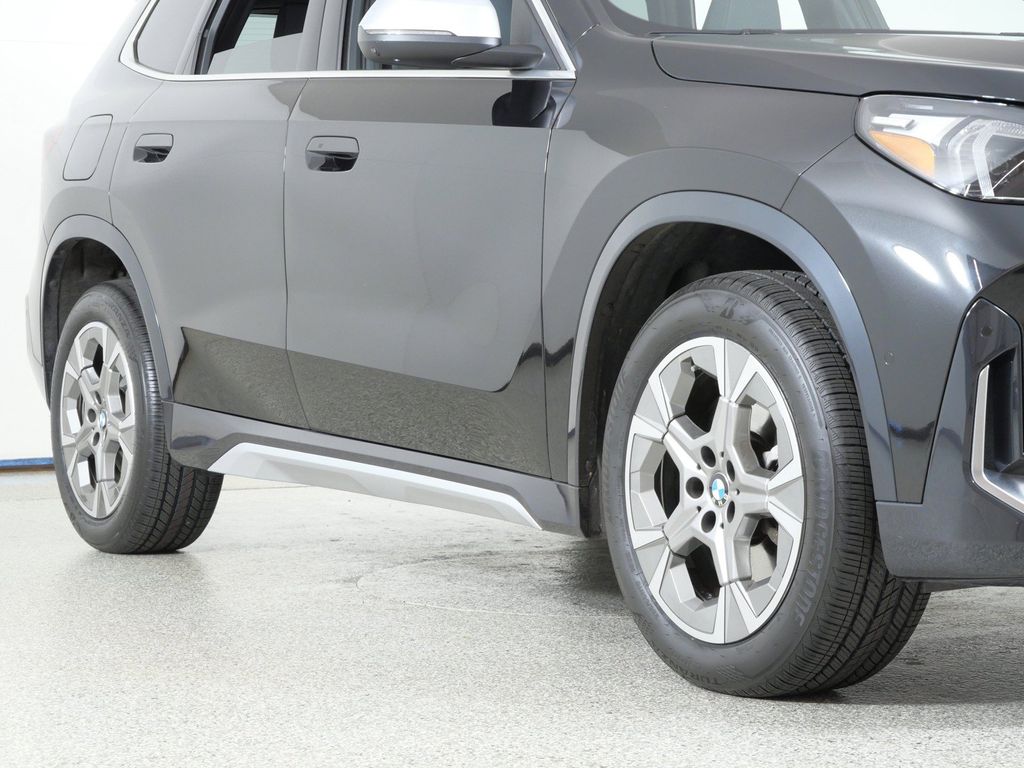 Thumbnail: 2023 BMW X1 - 7