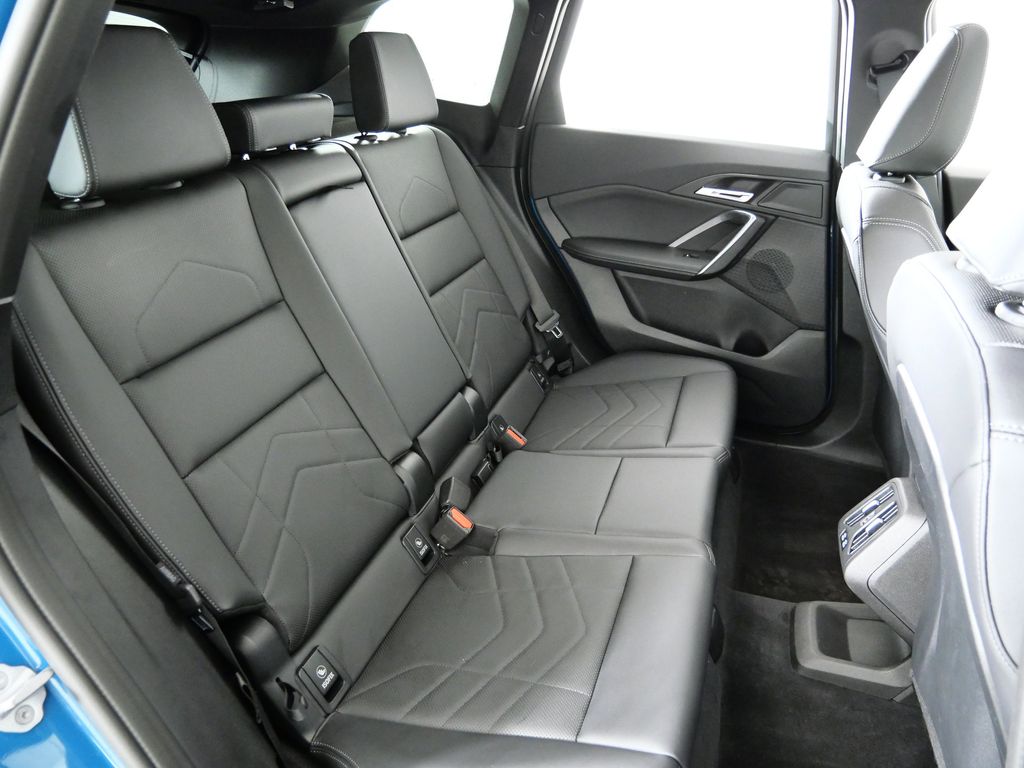 Thumbnail: 2025 BMW X1 - 32