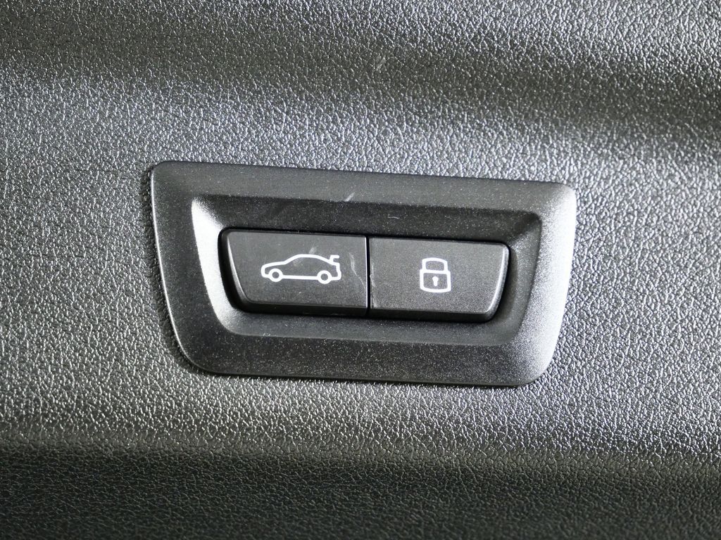 Thumbnail: 2025 BMW X1 - 33