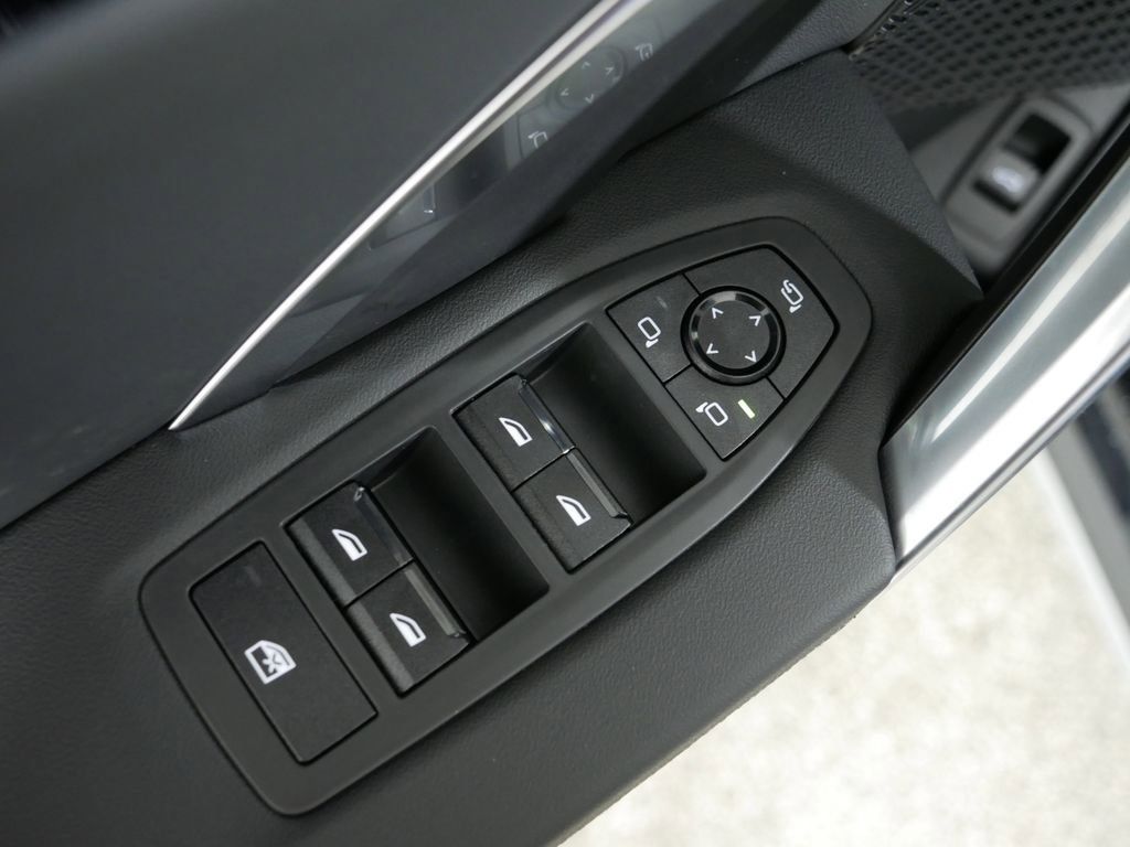 Thumbnail: 2025 BMW X1 - 37