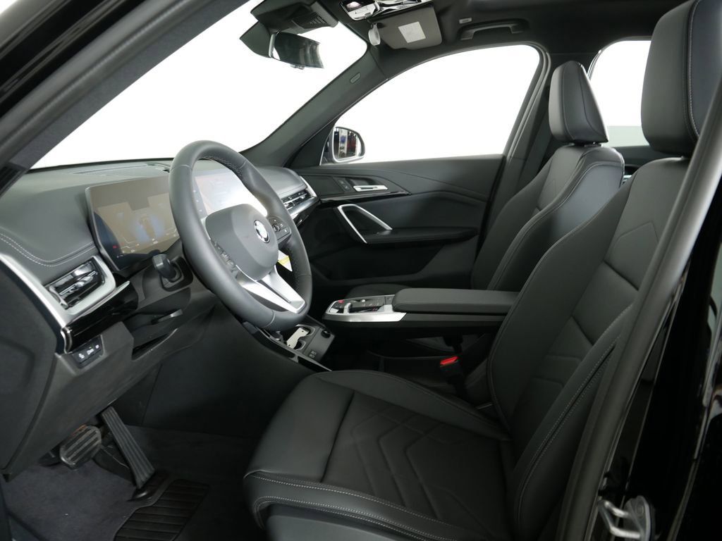 Thumbnail: 2025 BMW X1 - 35