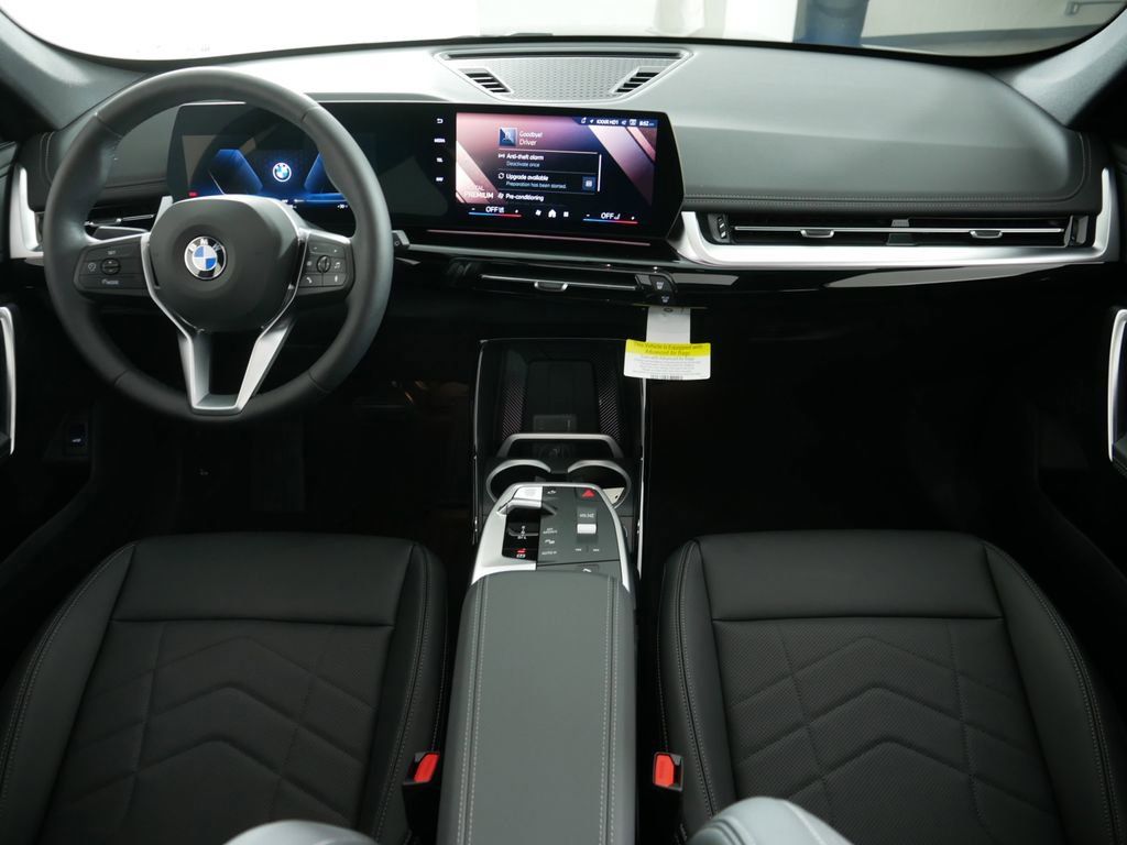 Thumbnail: 2025 BMW X1 - 2