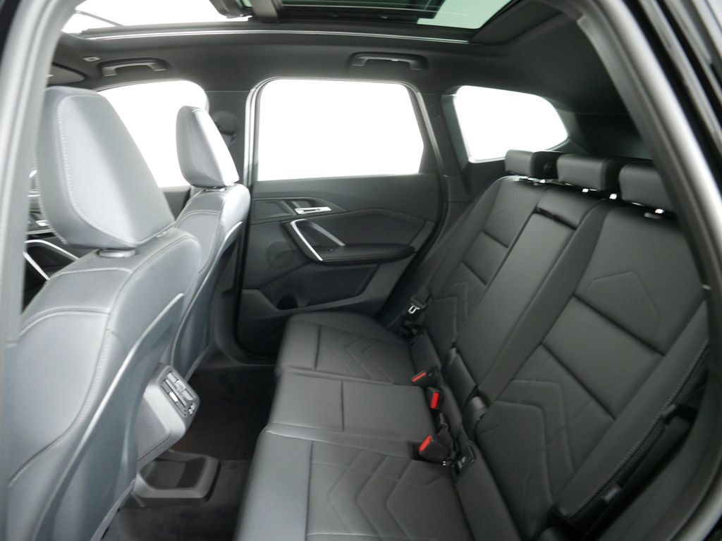 Thumbnail: 2025 BMW X1 - 34