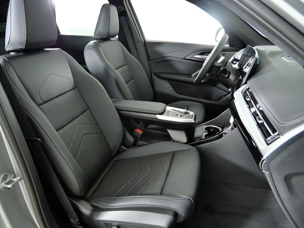 Thumbnail: 2026 BMW X1 - 10