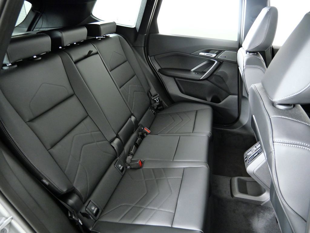 Thumbnail: 2026 BMW X1 - 32