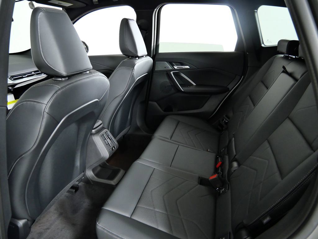 Thumbnail: 2026 BMW X1 - 35