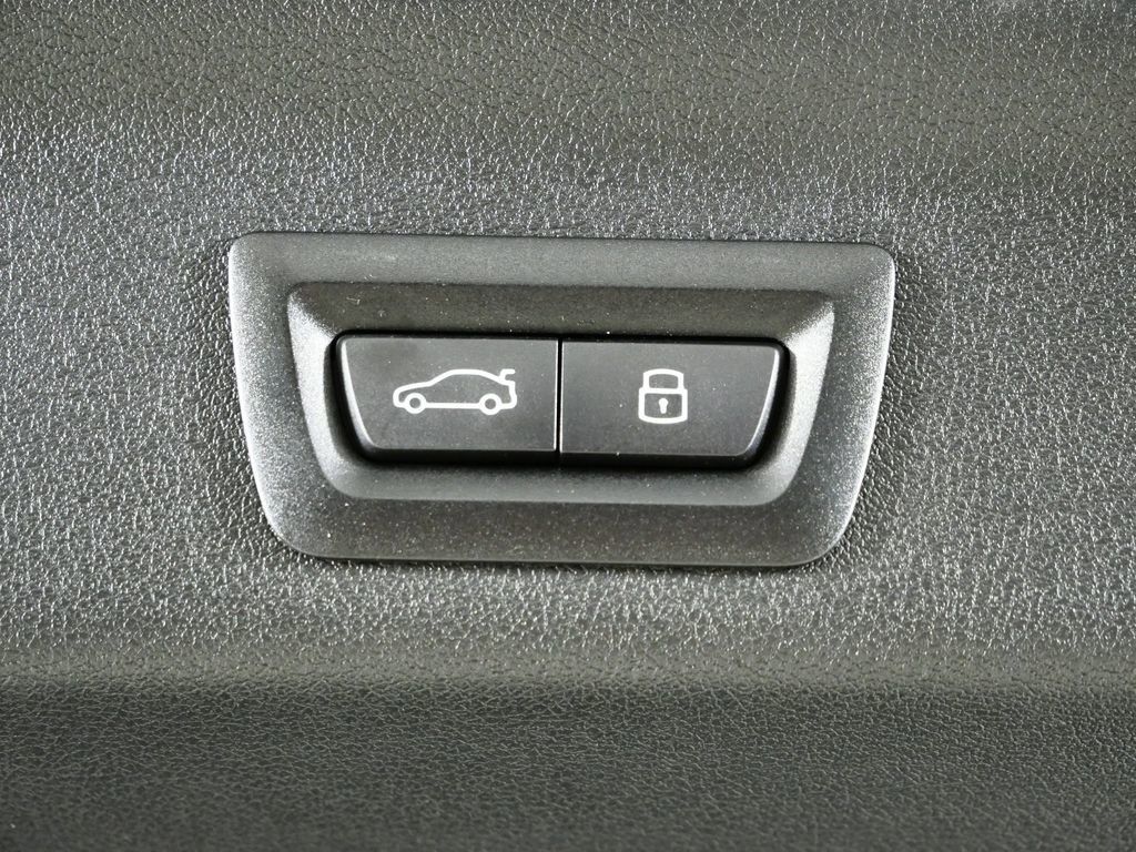 Thumbnail: 2026 BMW X1 - 33