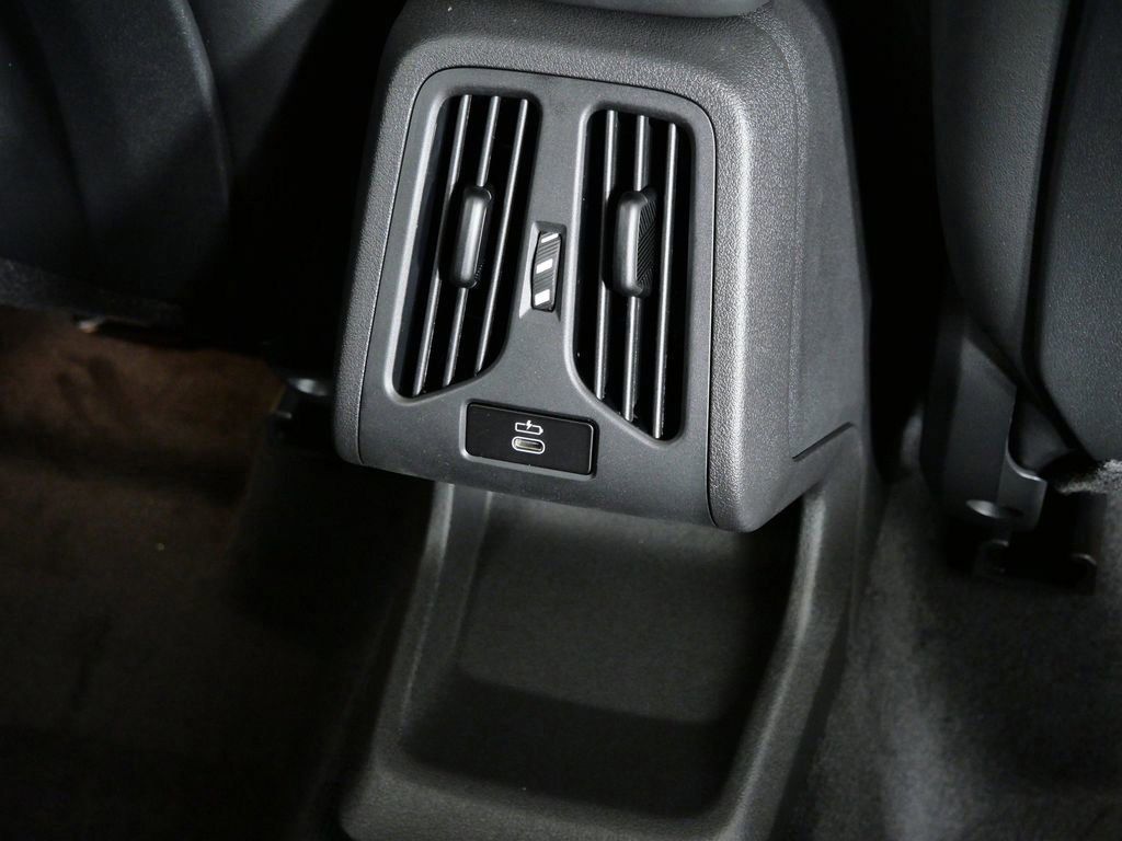 Thumbnail: 2026 BMW X1 - 12