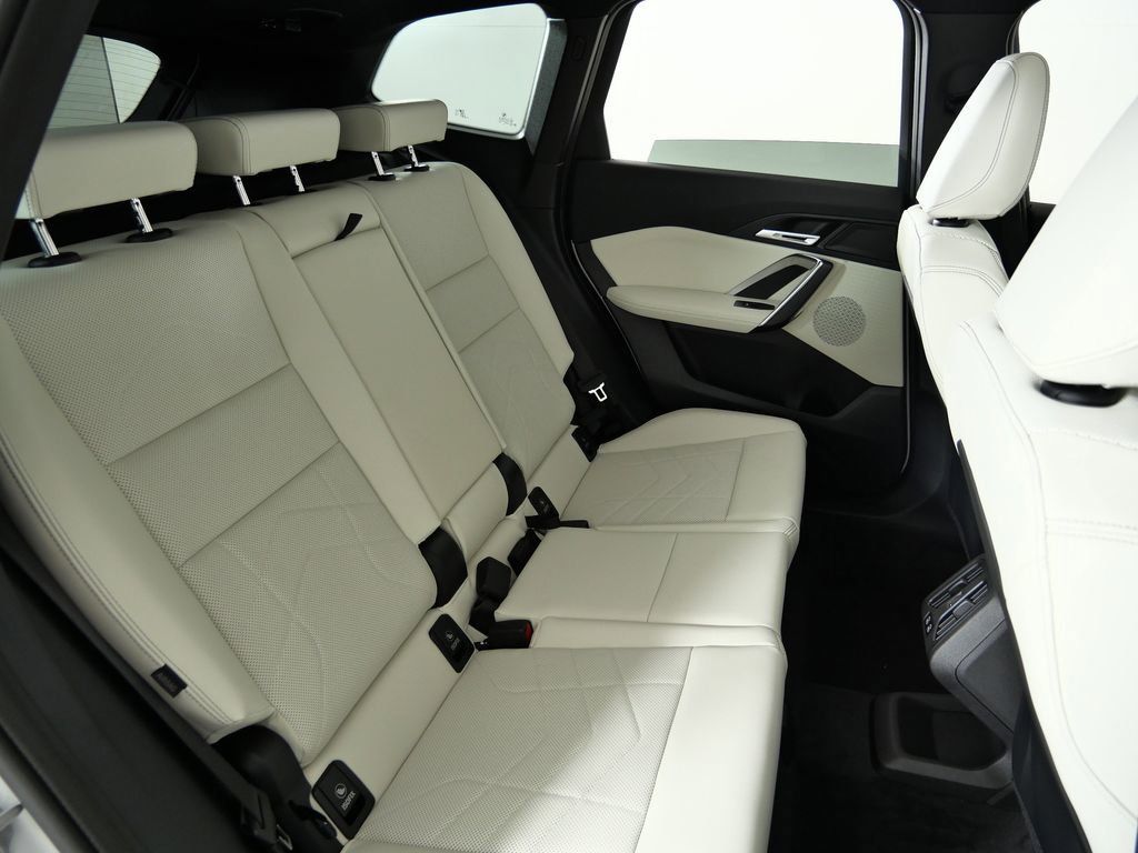 Thumbnail: 2026 BMW X1 - 30