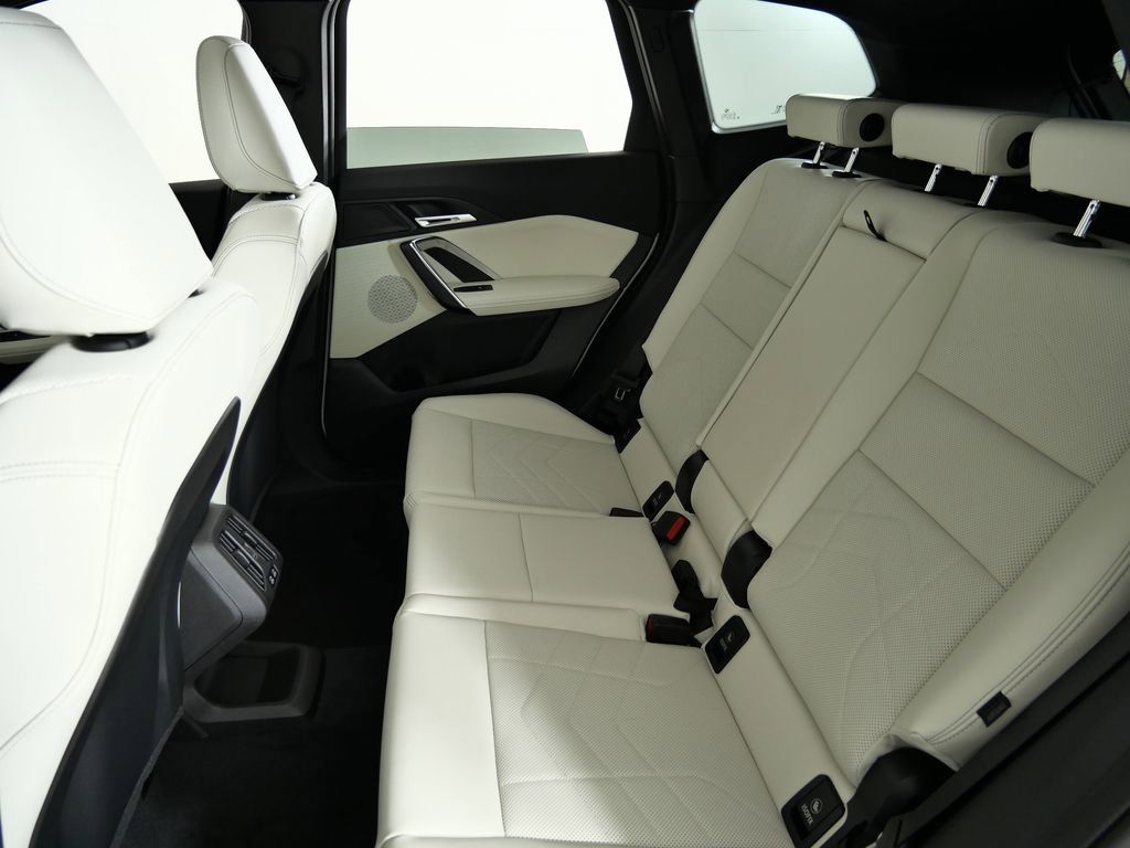 Thumbnail: 2026 BMW X1 - 34