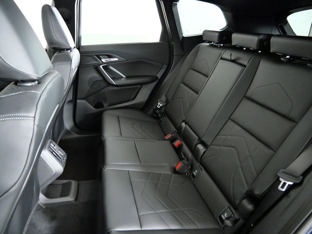 Thumbnail: 2026 BMW X1 - 33