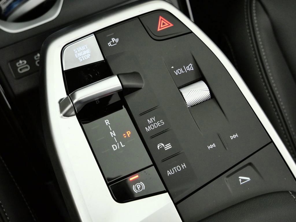 Thumbnail: 2026 BMW X1 - 12