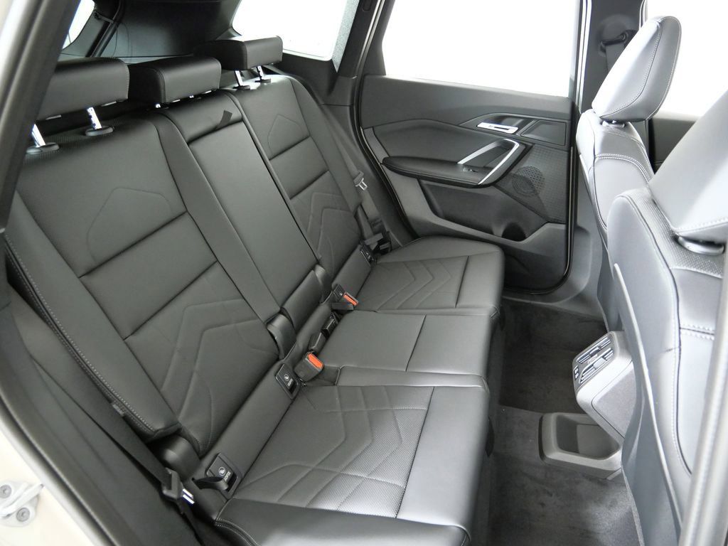 Thumbnail: 2026 BMW X1 - 30