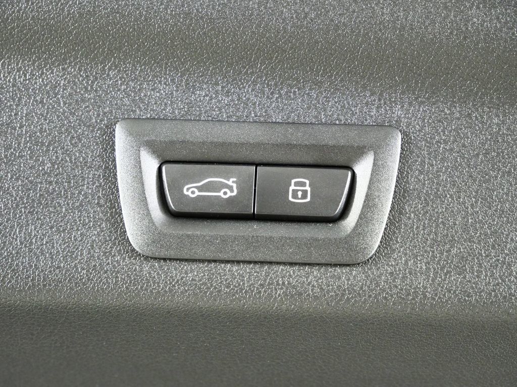 Thumbnail: 2026 BMW X1 - 31