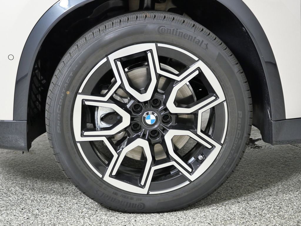 Thumbnail: 2026 BMW X1 - 25