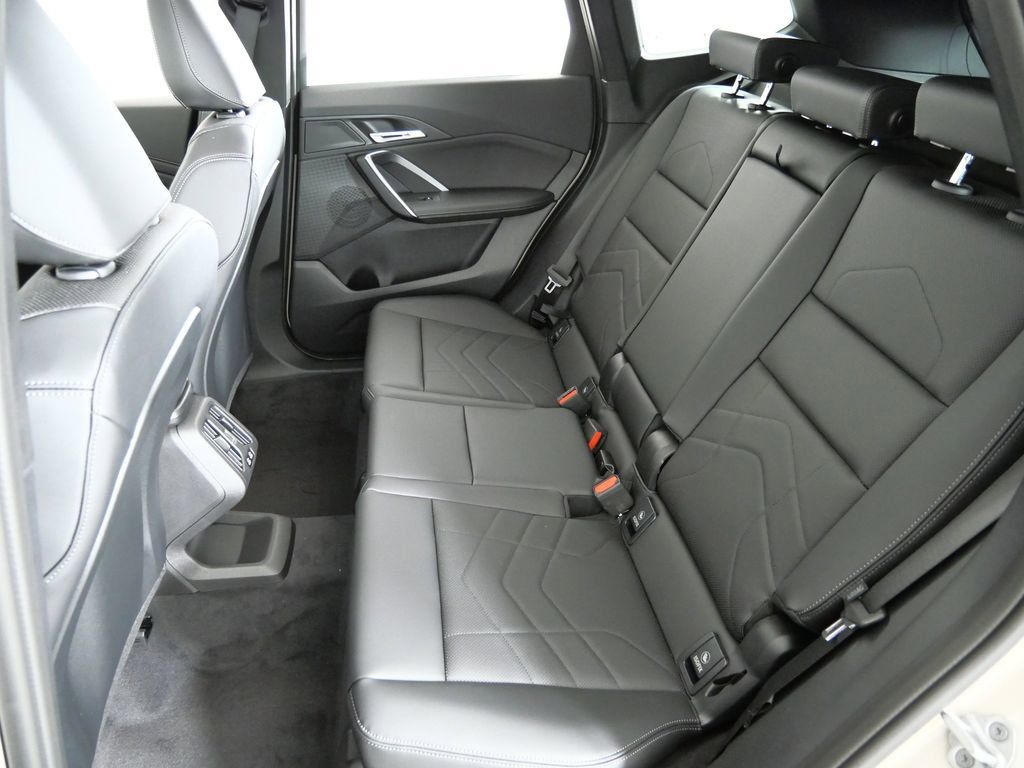 Thumbnail: 2026 BMW X1 - 34