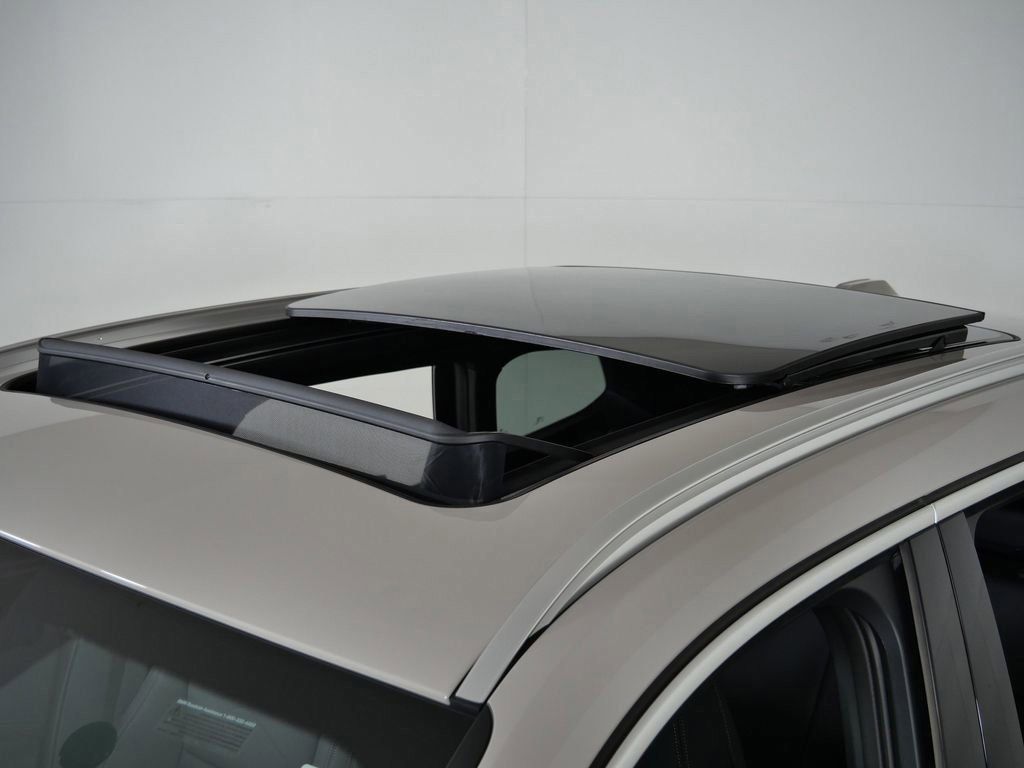 Thumbnail: 2026 BMW X1 - 27