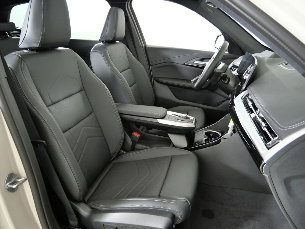 Thumbnail: 2026 BMW X1 - 9