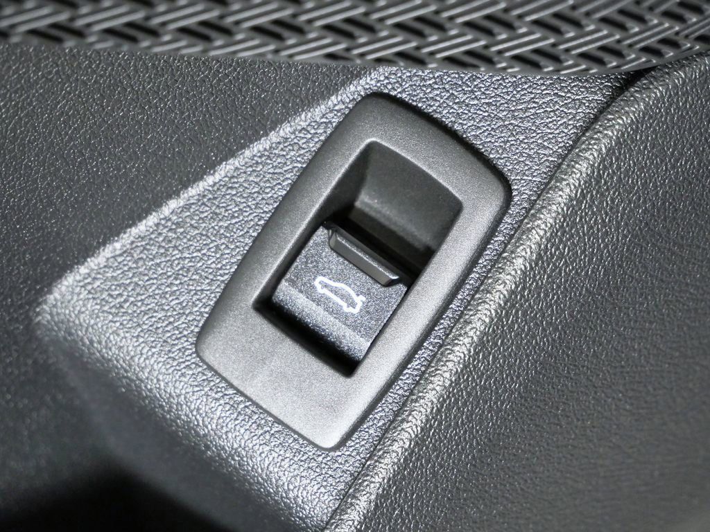 Thumbnail: 2026 BMW X1 - 40