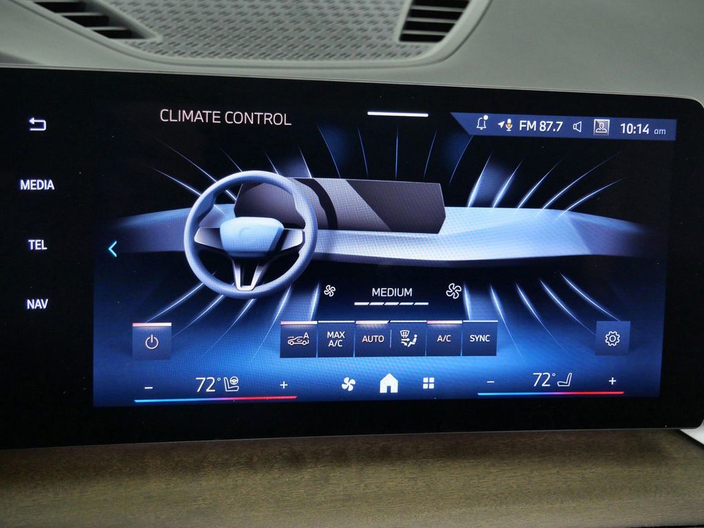 Thumbnail: 2026 BMW X1 - 15